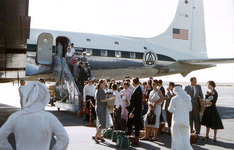 ACS98 Getting off the school plane in Dhahran.